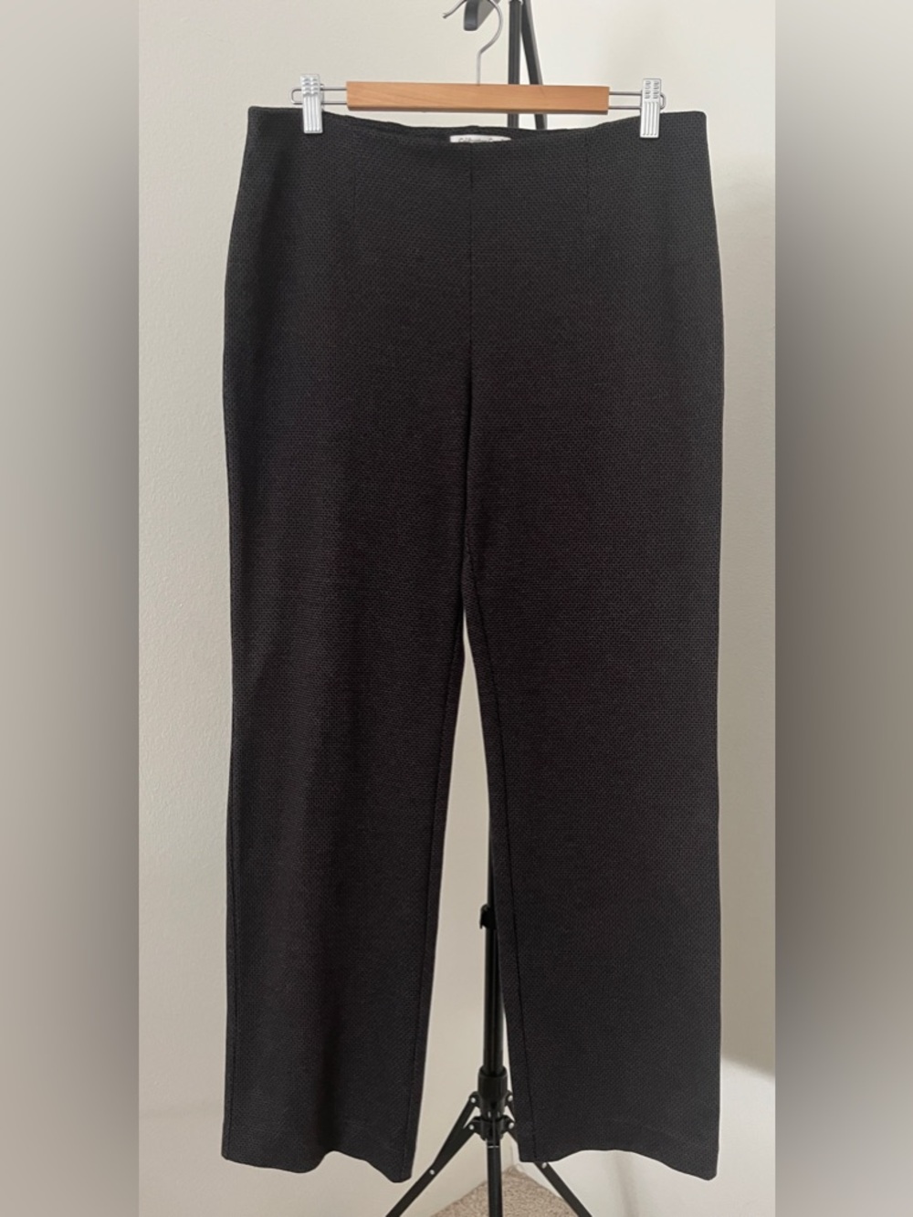 Coldwater Creek Pull-On Trousers • 10/12 • Textured Stretch Pants • Comfy Chic